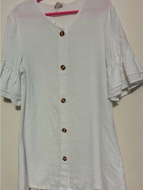 Girl’s White Button-Front Ruffle Sleeve Top